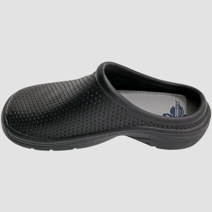 Surgical Clogs: Black